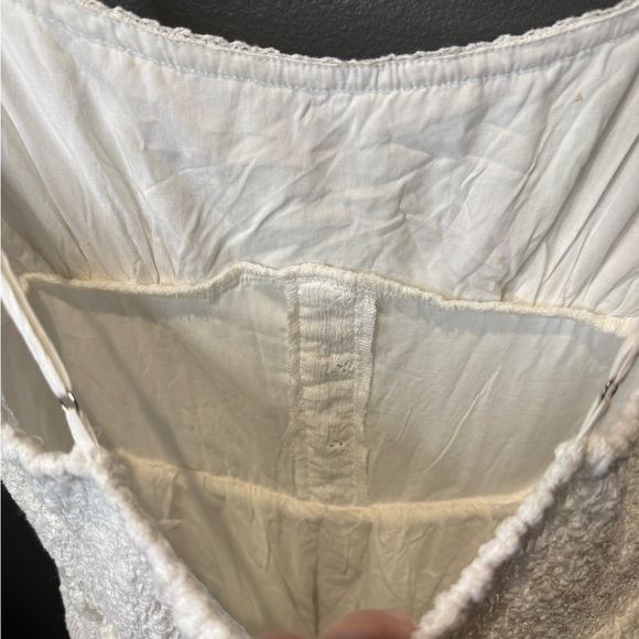 Lush White Textured Lace Dress - Picture 8 of 9